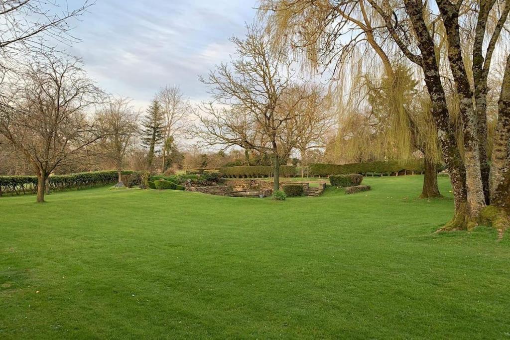 Villa Le Nalousie Livry  Exterior foto